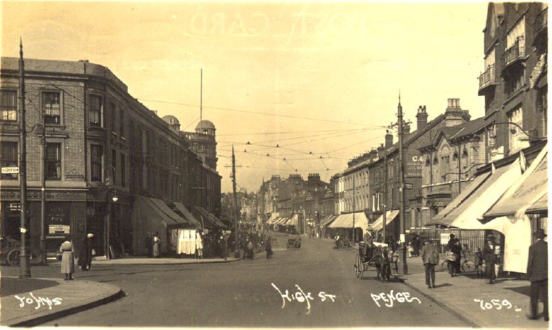 30, Then, Penge High Street, Pawlene Arms on left, corner of Croydon Rd, c1922.jpg